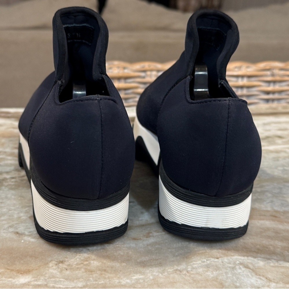 Women’s iRi WES I Black Outline Low Top Sneaker- Size 37.5 - Picture 10 of 14